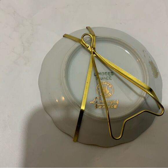 LIMOGES FRANCE  MINIATURE DOLLHOUSE PLATE & Stand Mary Lourdes Souvenir 4” A13 - Picture 4 of 6